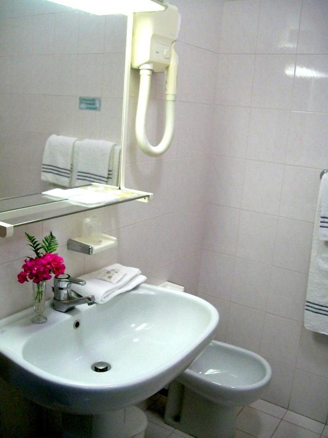Hotel Du Parc Атри Екстериор снимка