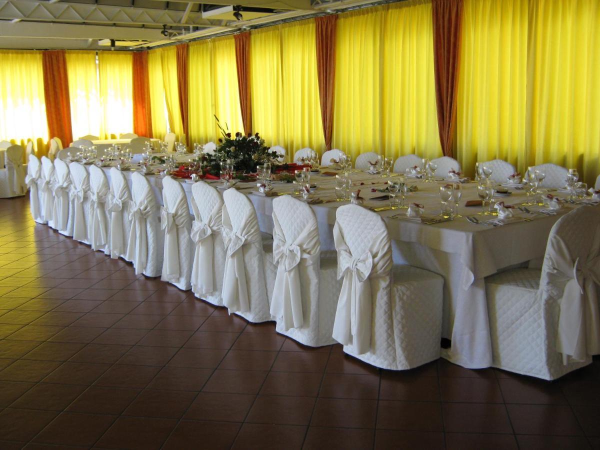 Hotel Du Parc Атри Екстериор снимка