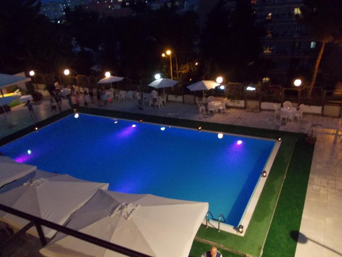 Hotel Du Parc Атри Екстериор снимка