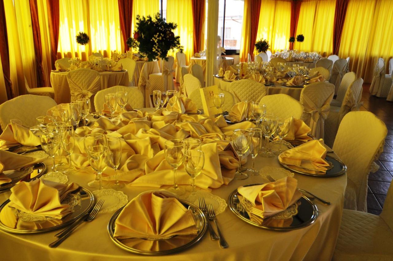 Hotel Du Parc Атри Екстериор снимка