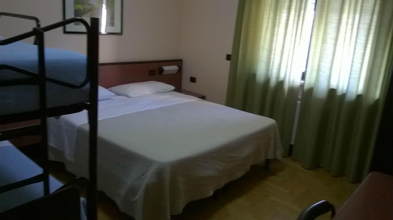 Hotel Du Parc Атри Екстериор снимка