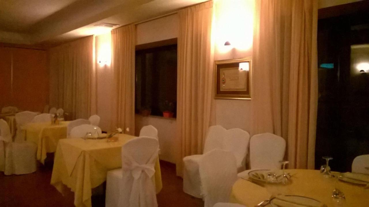 Hotel Du Parc Атри Екстериор снимка