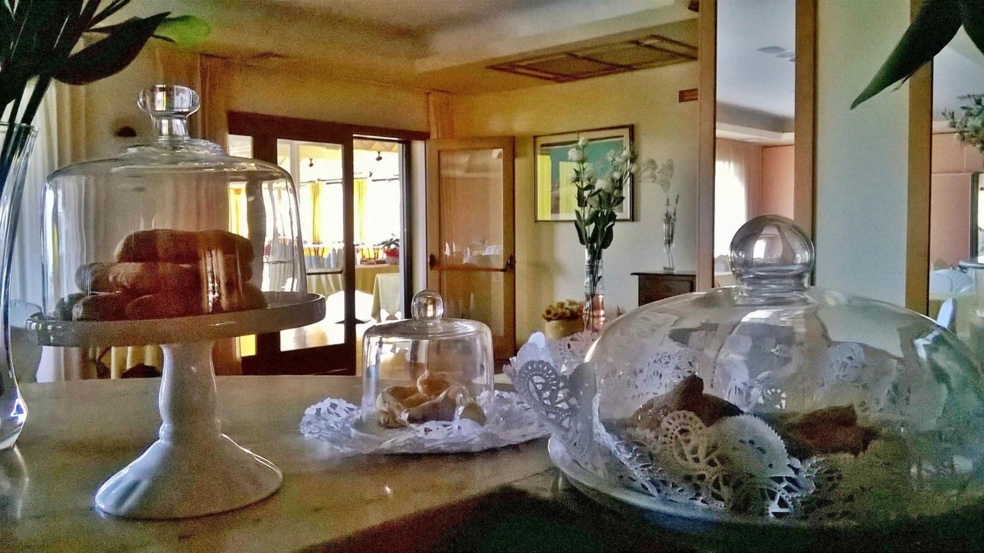 Hotel Du Parc Атри Екстериор снимка
