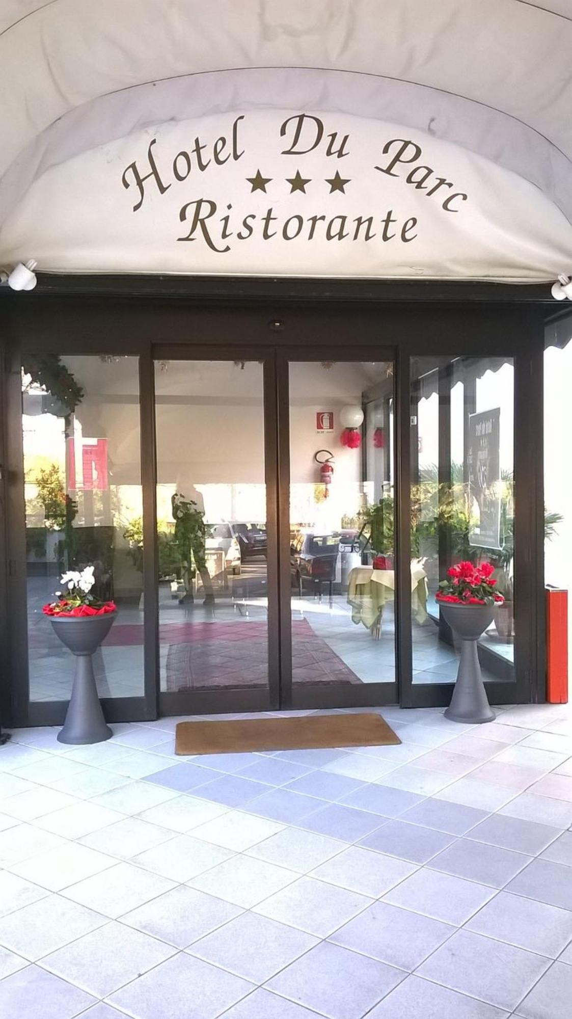 Hotel Du Parc Атри Екстериор снимка