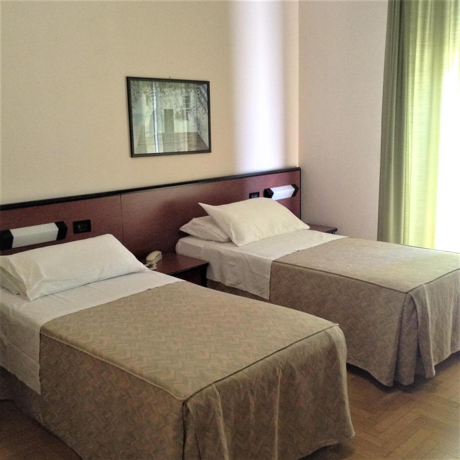Hotel Du Parc Атри Екстериор снимка