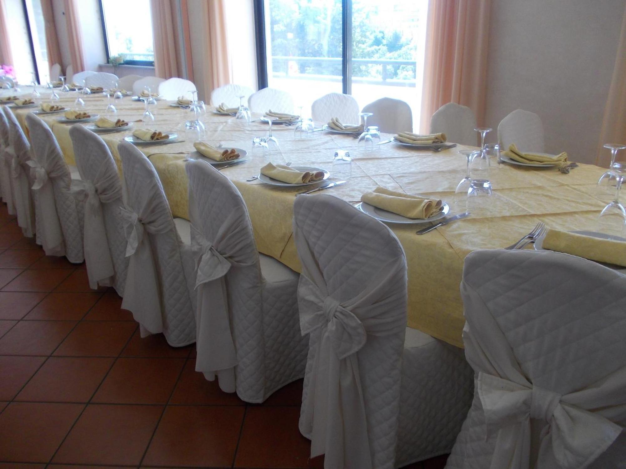 Hotel Du Parc Атри Екстериор снимка